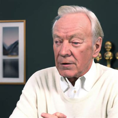 did christopher plummer sing in sound of music - did he play the role of captain von trapp?